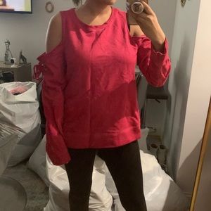 Pink cold shoulder sweater. Perfect for casual wear or workout.